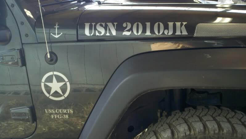USN USS Curts FFG-38 Militärisches Seiten-Vinyl-Aufkleber-Set für Jeep Wrangler