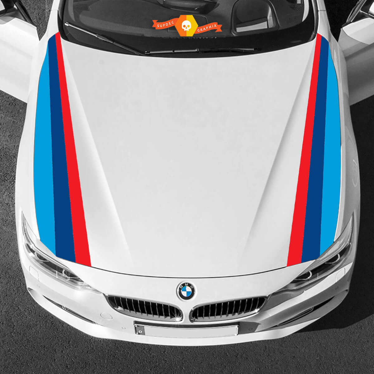 Seitliche Motorhaubenstreifen in M-Farben für BMW aller Generationen und Modelle
