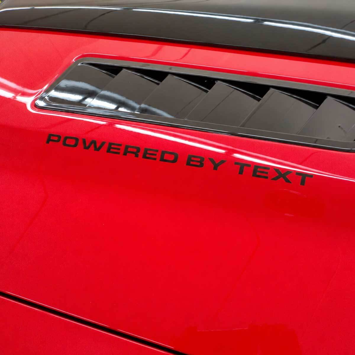 Angetrieben von "Custom Text" Motorhauben-Aufkleber-Set für Musclecar Musclecarmodel GT