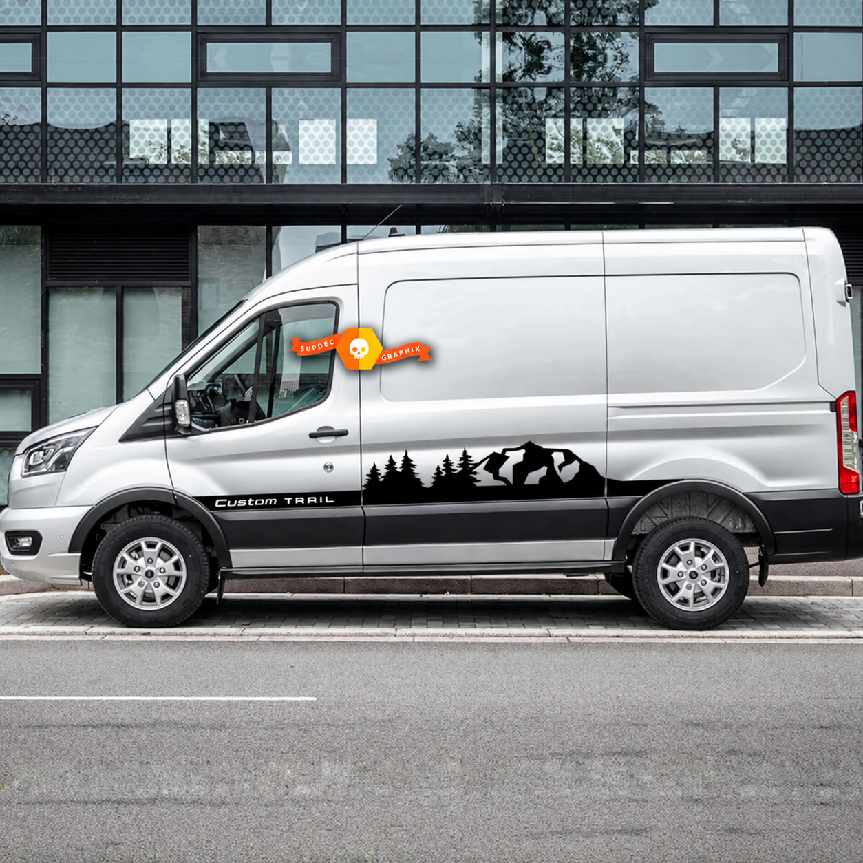 Trail Style Custom Mountain Forest Lower Stripes — Vinylaufkleber (Seite, Schweller) für Ford Transit