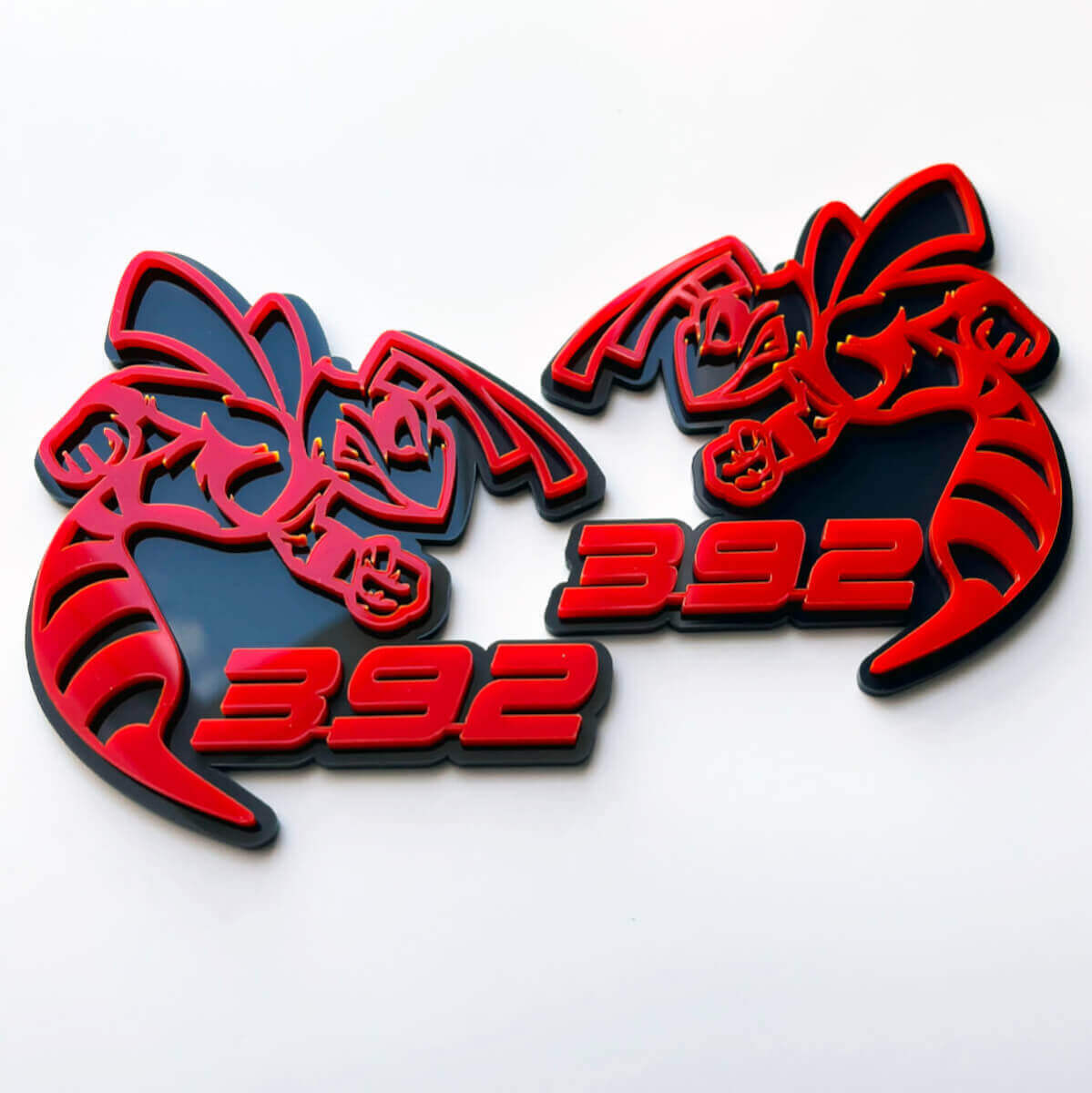 Hornet Bee 392 3D-Abzeichen, graues vs. rotes Kotflügelabzeichen, Emblem 1
