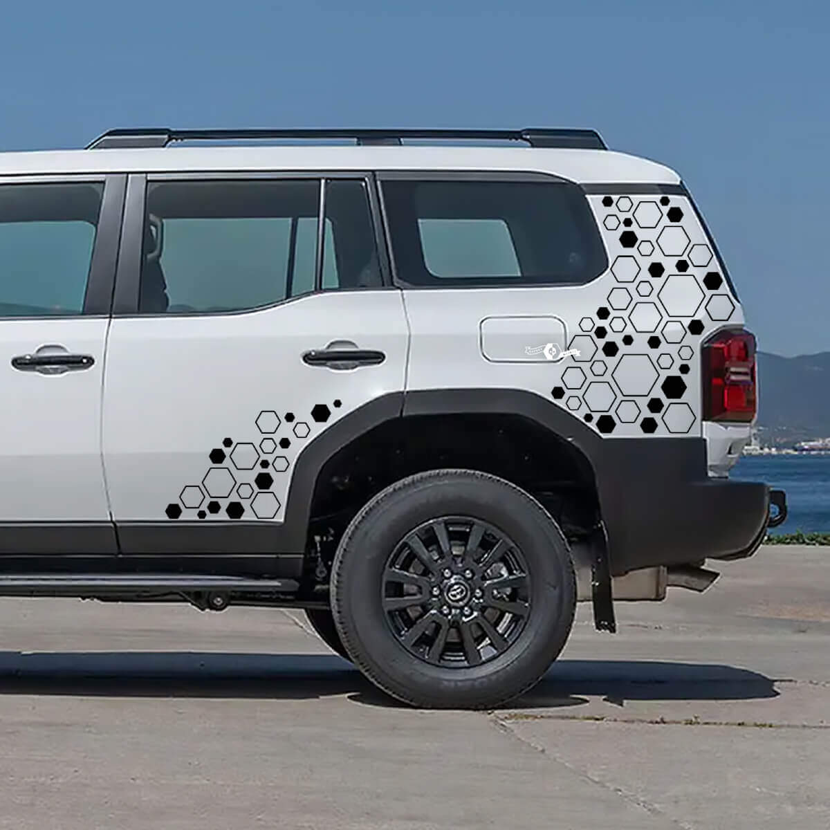 Sechseckige Seiten- und hintere Viertelvinylaufkleber für Toyota Land Cruiser 2024