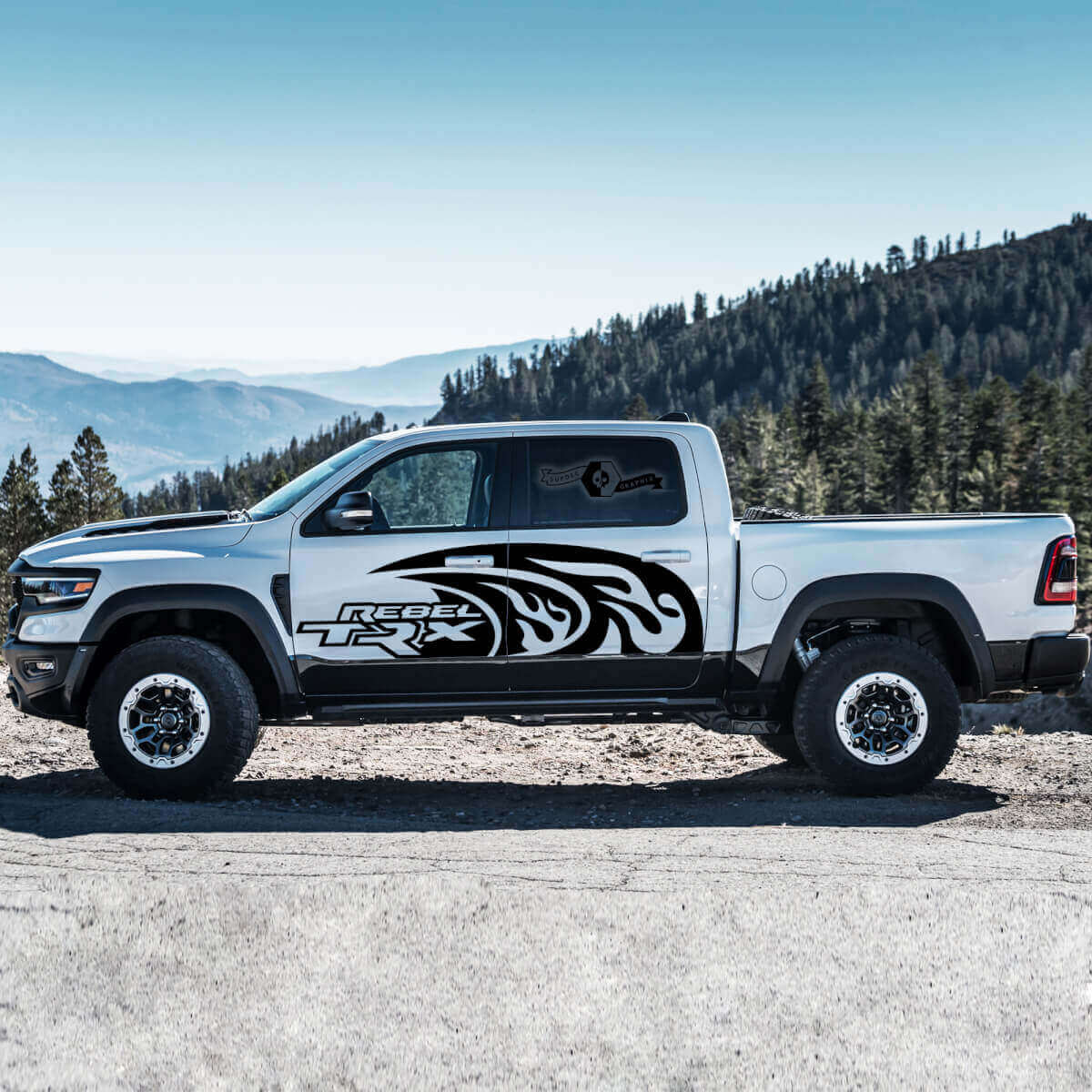 Tribal Stil Flammen Seiten Vinyl Aufkleber Kit für Dodge Ram Rebel TRX 2021+