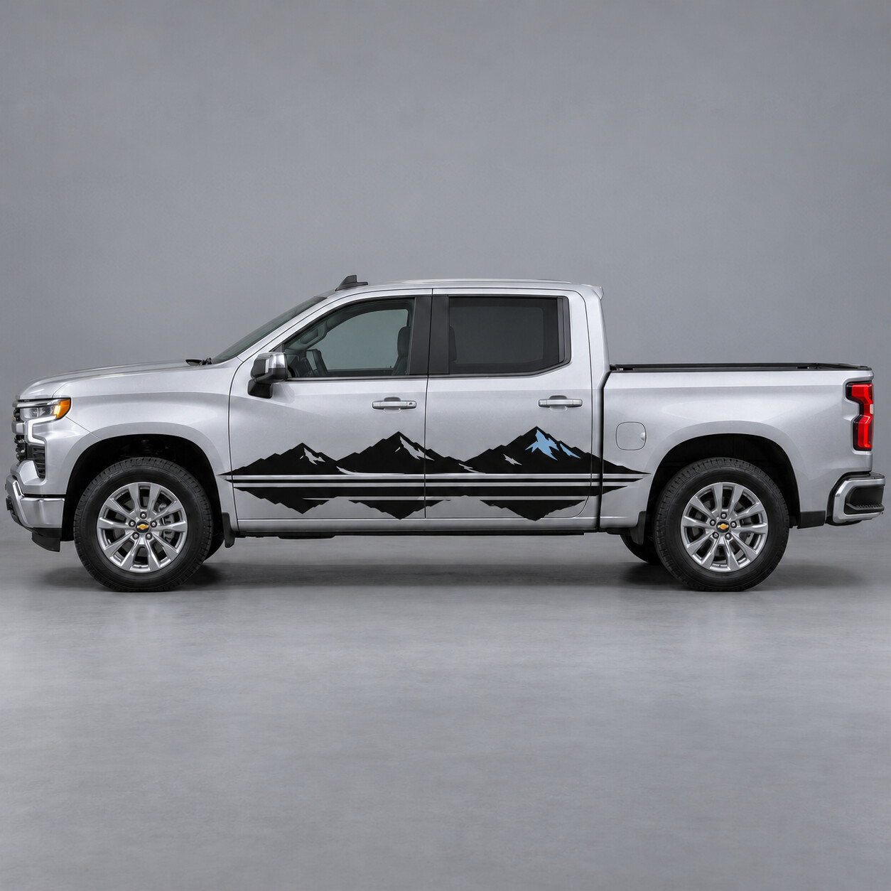 Summit Reflection Mountain Stripes Seiten-Vinylaufkleber für Chevrolet Silverado 1500 LT Crew Cab T1XX 2022–2026