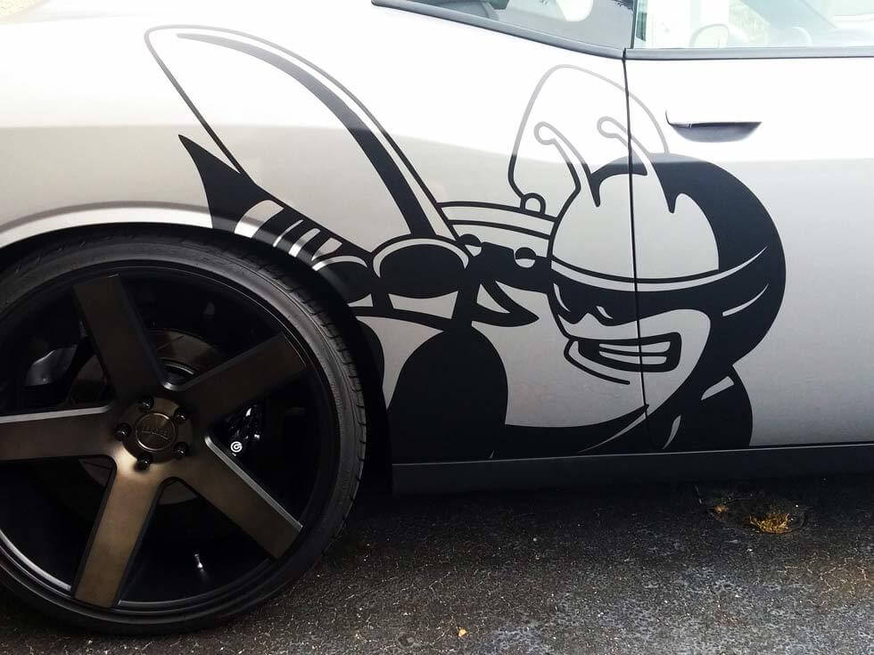 Tribal Bee Logo Seiten-Vinylaufkleber-Set für Dodge Challenger