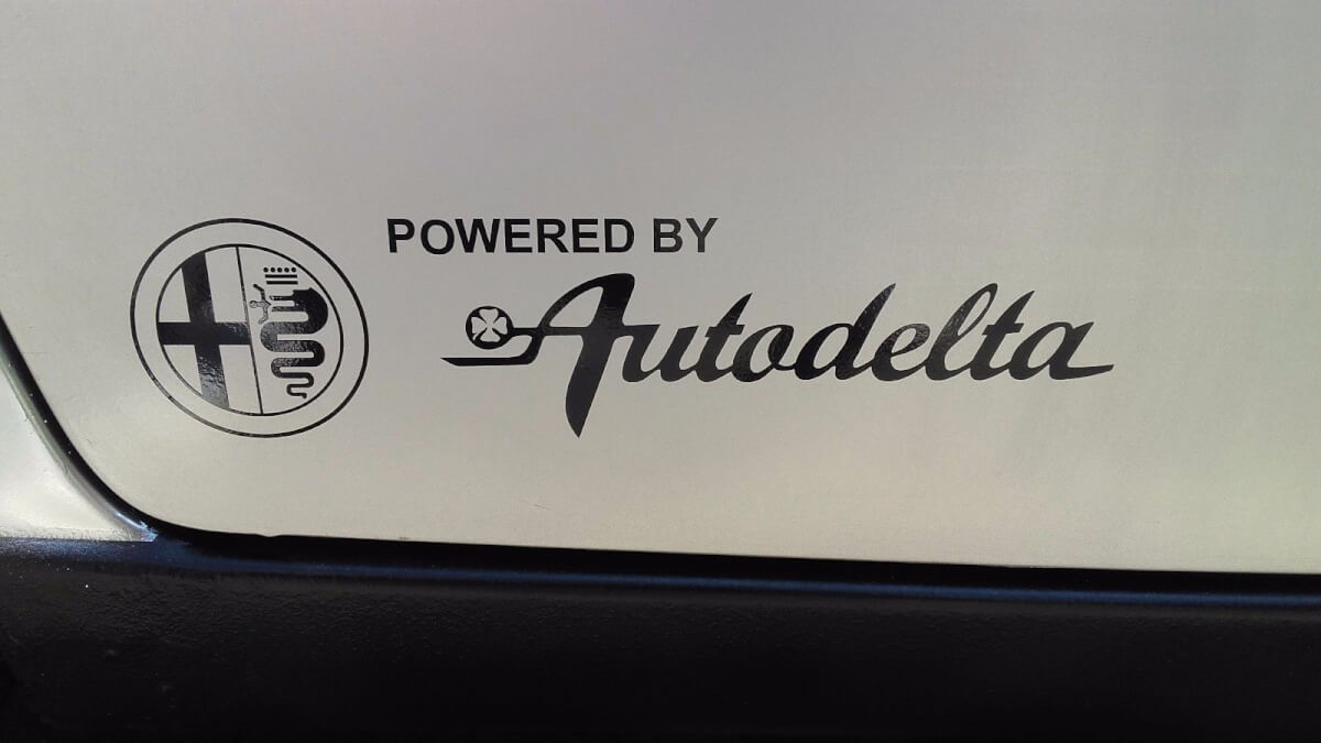 Angetrieben von Autodelta Seiten-Vinyl-Aufkleber-Kit für Alfa Romeo Spider Giulia