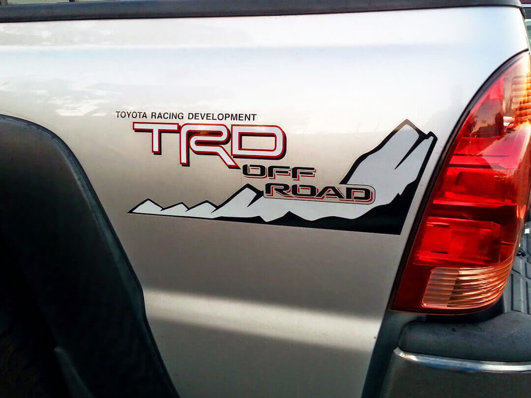 TRD Off Road Mountain Bettseiten Vinyl-Aufklebersatz für Toyota Trucks