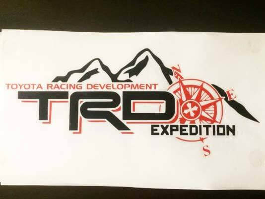 Toyota Racing Development TRD EXPEDITION Edition Bettseite mit Aufklebern mit Kompass-Grafik