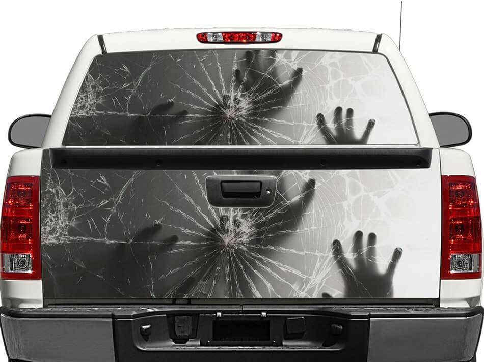 Hände hinter zerbrochenem Glas Heckscheiben- oder Heckklappen-Vinylaufkleber für Pickup Truck SUV