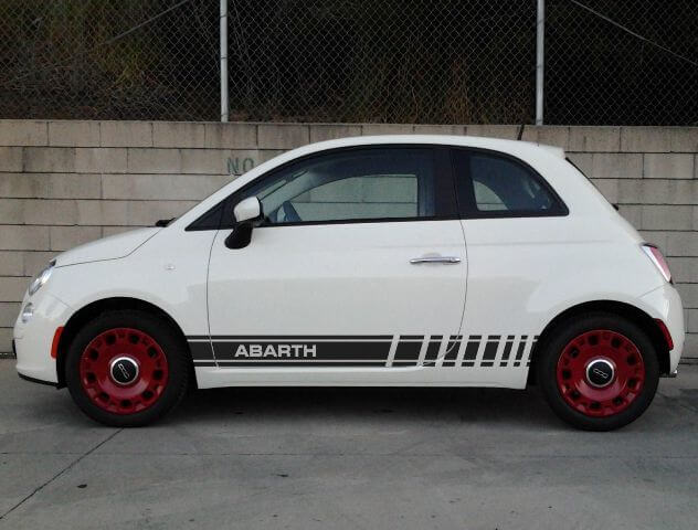 2 x mehrfarbiger Grafik-Abarth-Symbol-Autorennen-Vinyl-Aufkleber