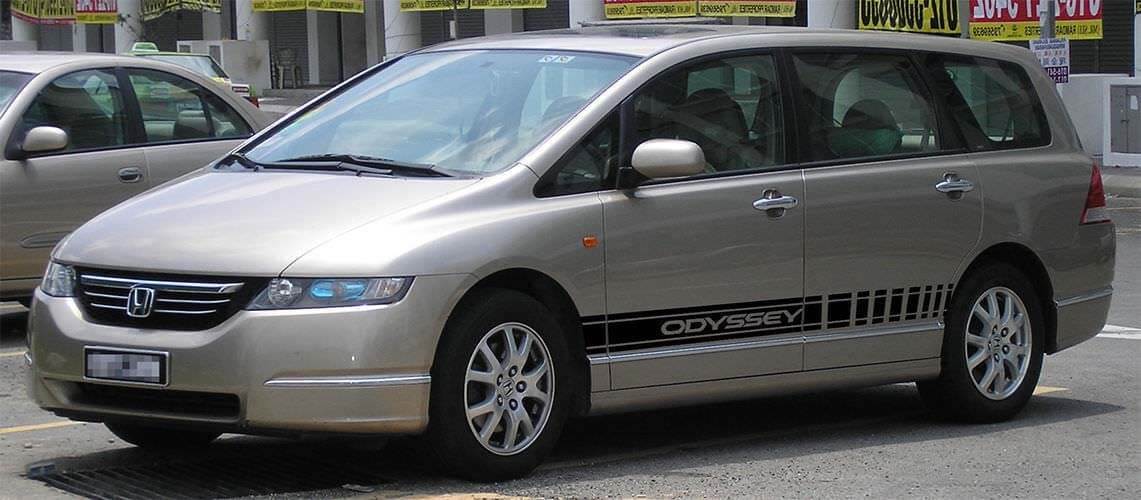 2 x mehrfarbige Grafik-Autorennen-Vinyl-Aufkleber für Honda Odyssey