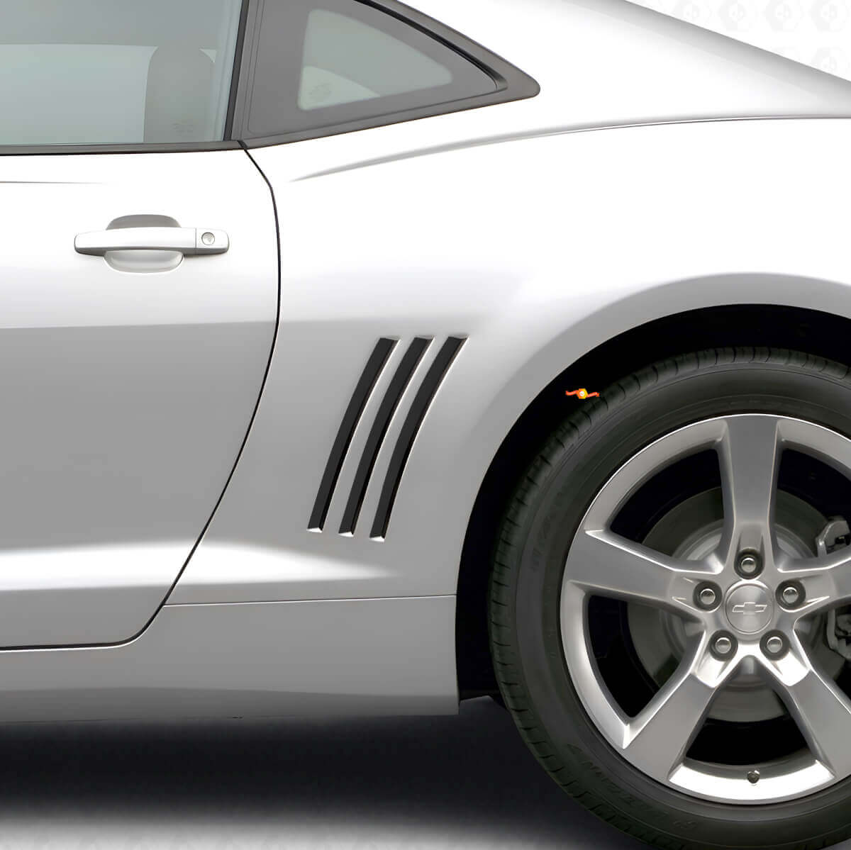 Blackout-Aufkleber für die hinteren Kotflügelstreifen aus Vinyl für Chevrolet Camaro 2010-2015