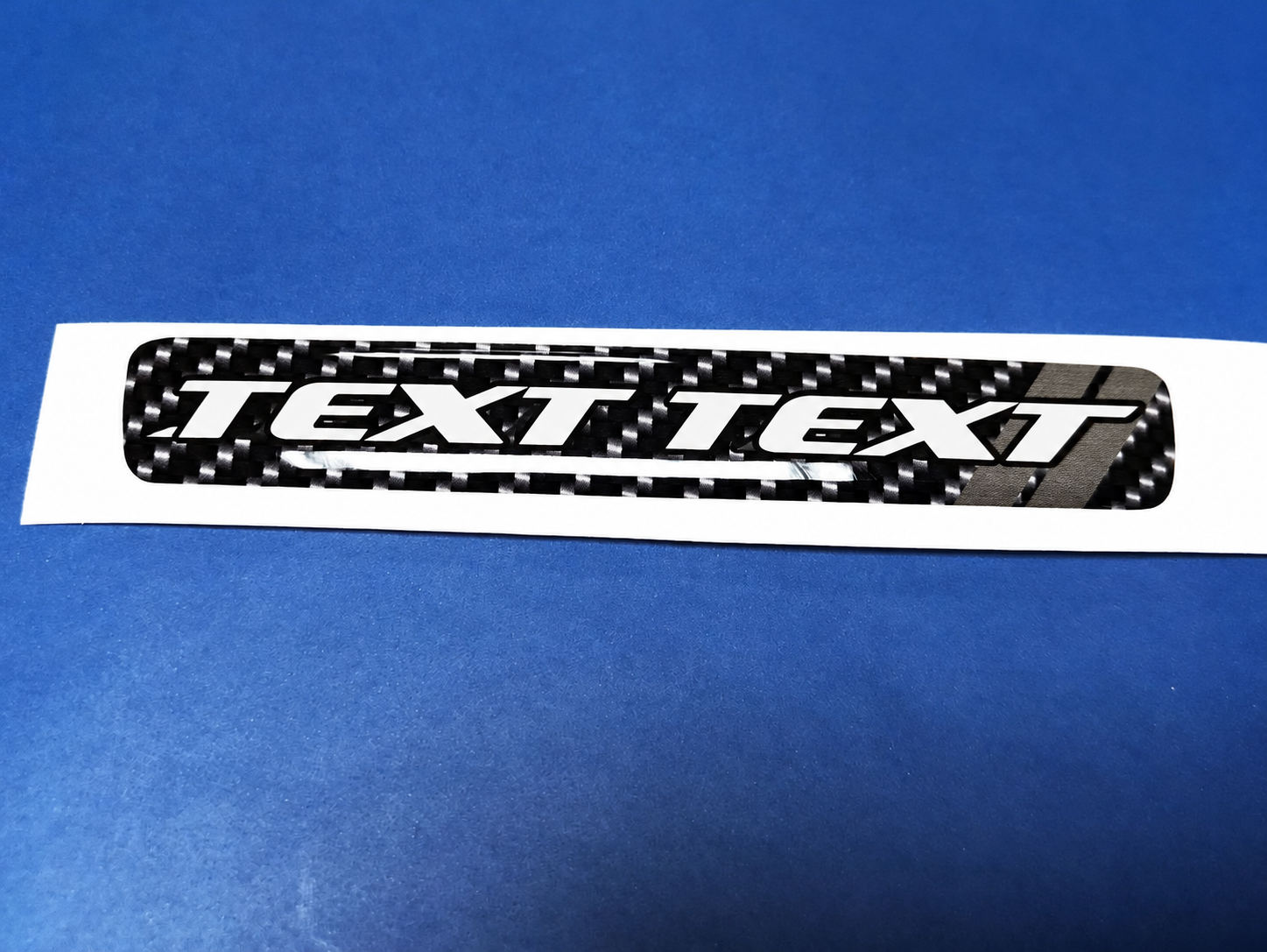 Scat Pack Style TEXT TEXT Grey Carbon Fiber Domed Strip — Vinylaufkleber (Lenkrad) für Dodge Challenger