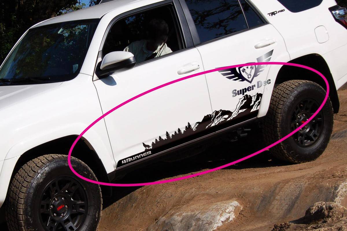 Berge, Bäume und Wolf Seiten Tür Vinyl Aufkleber Sticker für Toyota 4Runner 2009-2024