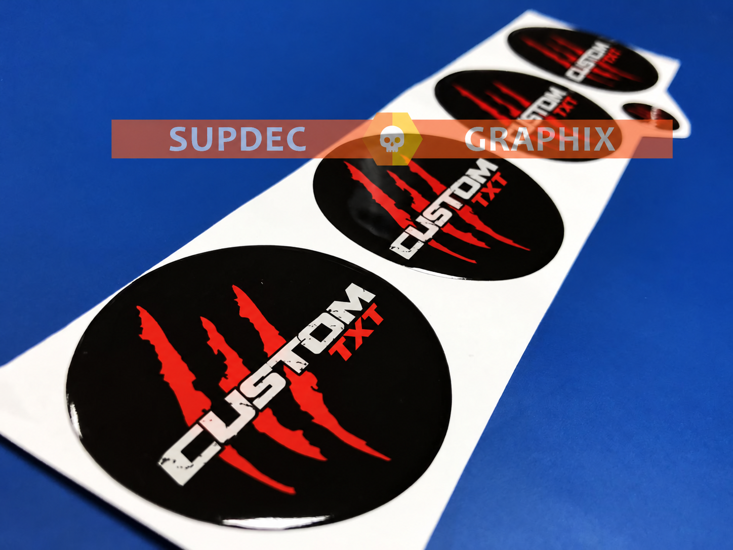 Raptor SVT Style Red Claw Custom TXT 60mm Domed Set — Vinylaufkleber (Radmitte)