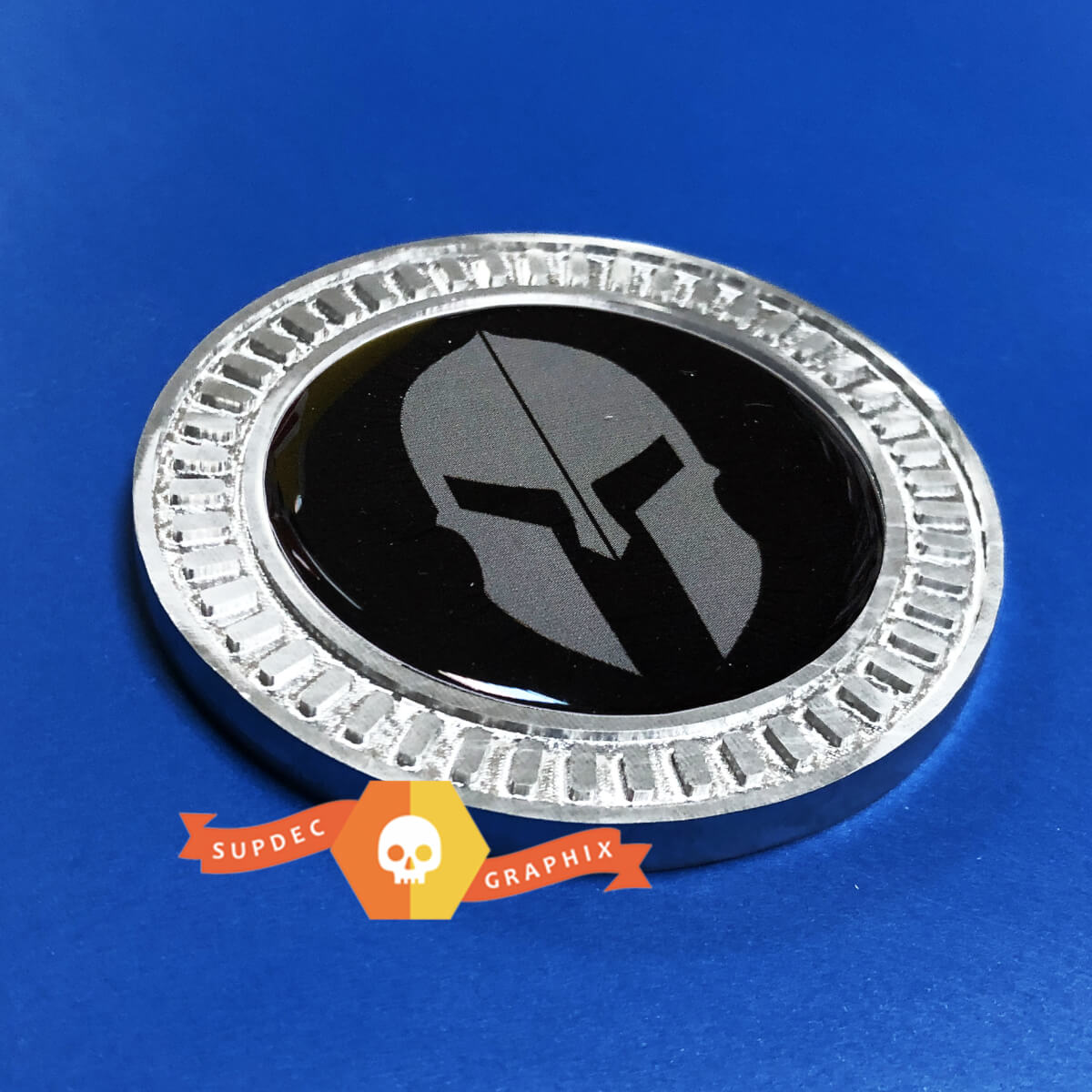 3D-Abzeichen Spartan Gladiator Helm Metall Aluminium Bettseitenemblem für Jeep Wrangler JL JK YJ TJ
