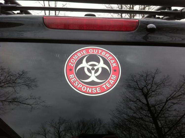 Paar Zombie -Ausbruch Reaktionsteam Toyota FJ Cruiser Side Vinyl Aufkleber Aufkleber Logo