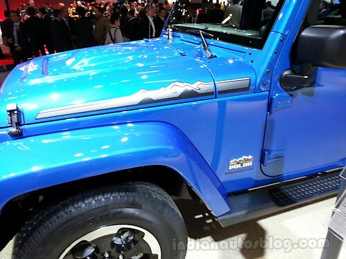 2014 Jeep Wrangler Polar Edition Motorhaube links rechts Aufkleber #2