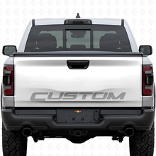 Individuelle Schriftzug-Blackout-Heckklappenfolie für Dodge Ram Rebel_5