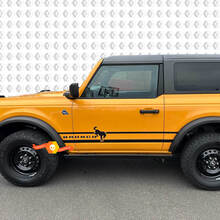 2 Bronco Logo Horse Hengst Seite Streifen 2 Türen Abziehbilder Berge Aufkleber für Ford Bronco 2021 2