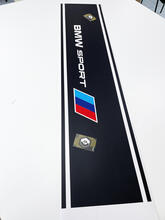 Vinyl-Aufkleber, grafische Aufkleber für BMW-Motorhaube in mittlerer BMW-Sportpalette
 2