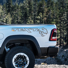 T-Rex & individueller Text Aufkleber-Set für die Bettseite Dodge Ram Rebel 1500 TRX_2