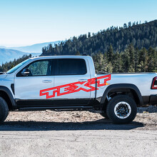 Konturierte benutzerdefinierte Schriftzüge Seiten-Vinylaufkleber für Dodge Ram 1500 Rebel TRX_3
