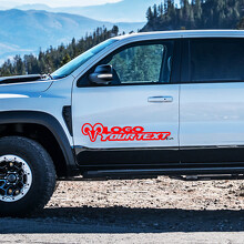 Individuell gestalteter Text- und Logo-Hemi-Stil Seitenvinylaufkleber für Dodge Ram 1500_3