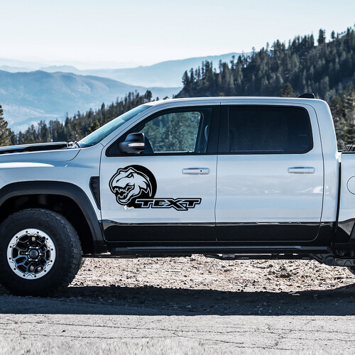 T-Rex Kopf Benutzerdefinierter Text Seitentür Vinylaufkleber für RAM 1500 Rebel, TRX 2019-2026