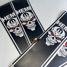 Dodge Ram Hemi Mopar Schädel hintere Nachtbett -Vinyl -Aufkleber -Aufkleberstreifen
 2