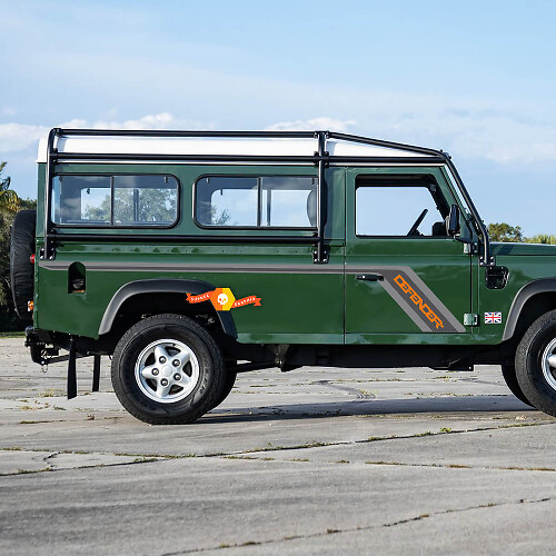 Land Rover Defender 110 3-türiger Seitentüren-Aufkleber
