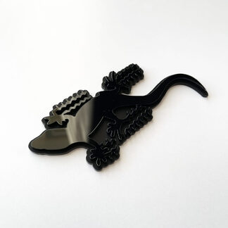 Gecko 3D Badge Black vs Black Fender Badges Emblem
