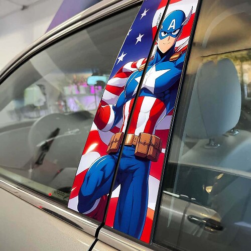 US-amerikanischer Anime-Stil, Säulentüren, Auto-Aufkleber, individuelle Vinyl-Grafik für das Fahrzeug-Styling
