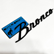 Bronco Outer Banks Fender Abzeichen Heckklappe Emblem 3D Abzeichen Blau gegen Schwarz
 3