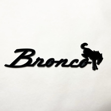 Bronco Fender Abzeichen Heckklappe Emblem 3D Abzeichen Grau gegen Schwarz
 3