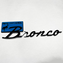 Bronco Wildtrak Fender Abzeichen Heckklappe Emblem 3D Abzeichen Schwarz gegen Blau
 2