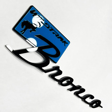 Bronco Wildtrak Fender Abzeichen Heckklappe Emblem 3D Abzeichen Schwarz gegen Blau
 5