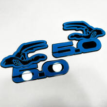 Coyote 5.0 Fender Abzeichen Emblem 3D Abzeichen Schwarz gegen Blau
 2