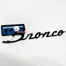 Bronco Sasquatch Fender Abzeichen Heckklappe Emblem 3D Abzeichen Schwarz gegen Blau
 3