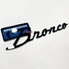 Bronco Sasquatch Fender Abzeichen Heckklappe Emblem 3D Abzeichen Schwarz gegen Blau
 5