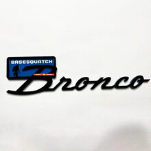 Bronco Sasquatch Fender Abzeichen Heckklappe Emblem 3D Abzeichen Schwarz gegen Blau
 7