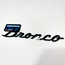 Bronco Sasquatch Fender Abzeichen Heckklappe Emblem 3D Abzeichen Schwarz gegen Blau
 8