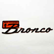 Bronco Wildtrak Fender Abzeichen Heckklappe Emblem 3D Abzeichen Schwarz gegen Orange
 2