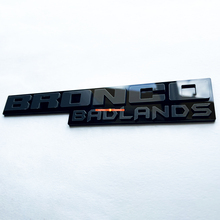 Fender Abzeichen Heckklappe Emblem 3D Abzeichen Schwarz gegen Grau für Bronco Badlands
 3