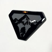 Berge Sasquatch Bigfoot Yeti Kotflügelabzeichen Heckklappenemblem 3D-Abzeichen 2
 4