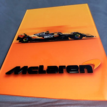 Maßgefertigtes F1 glänzendes Acryl-Garagenwandbild McLaren 4