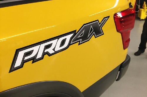 Paar 2016 Nissan Titan Pro 4x Vinyl Aufkleber Aufkleber Supdec