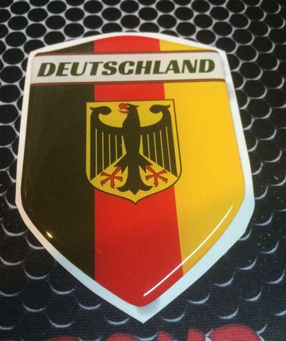 Deutschland Deutschland Proud Shield Domed Decal Emblem Autoaufkleber 3D 2,3 x 3,3