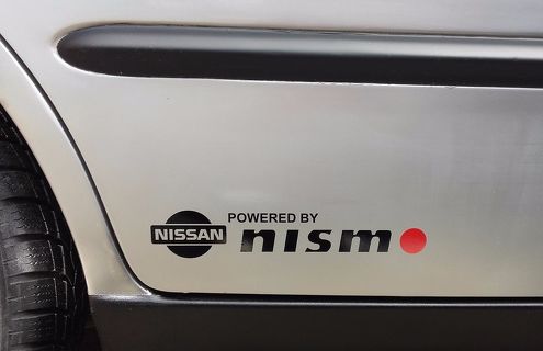 Set mit 2x Nismo 2 Karosserieseitenaufkleber passend für Nissan GTR Titan Juke X-Trail