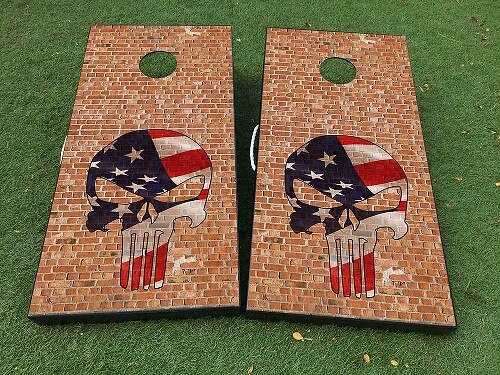 Brick Wall Punisher-Stil USA Flaggen Schädel Cornhole Board Vinyl-Folienaufkleber Set